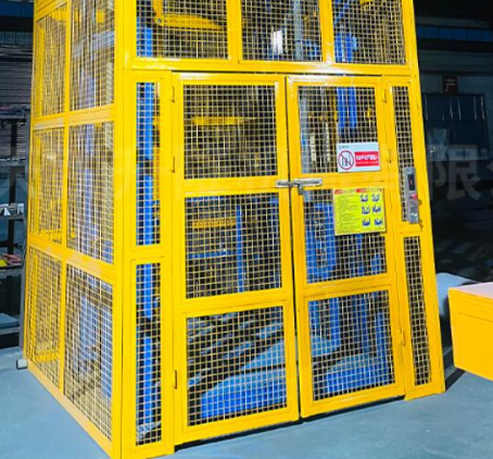 江苏货梯可以安装在室外吗